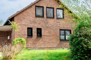 Vermietetes Einfamilienhaus mit Einliegerwohnung 